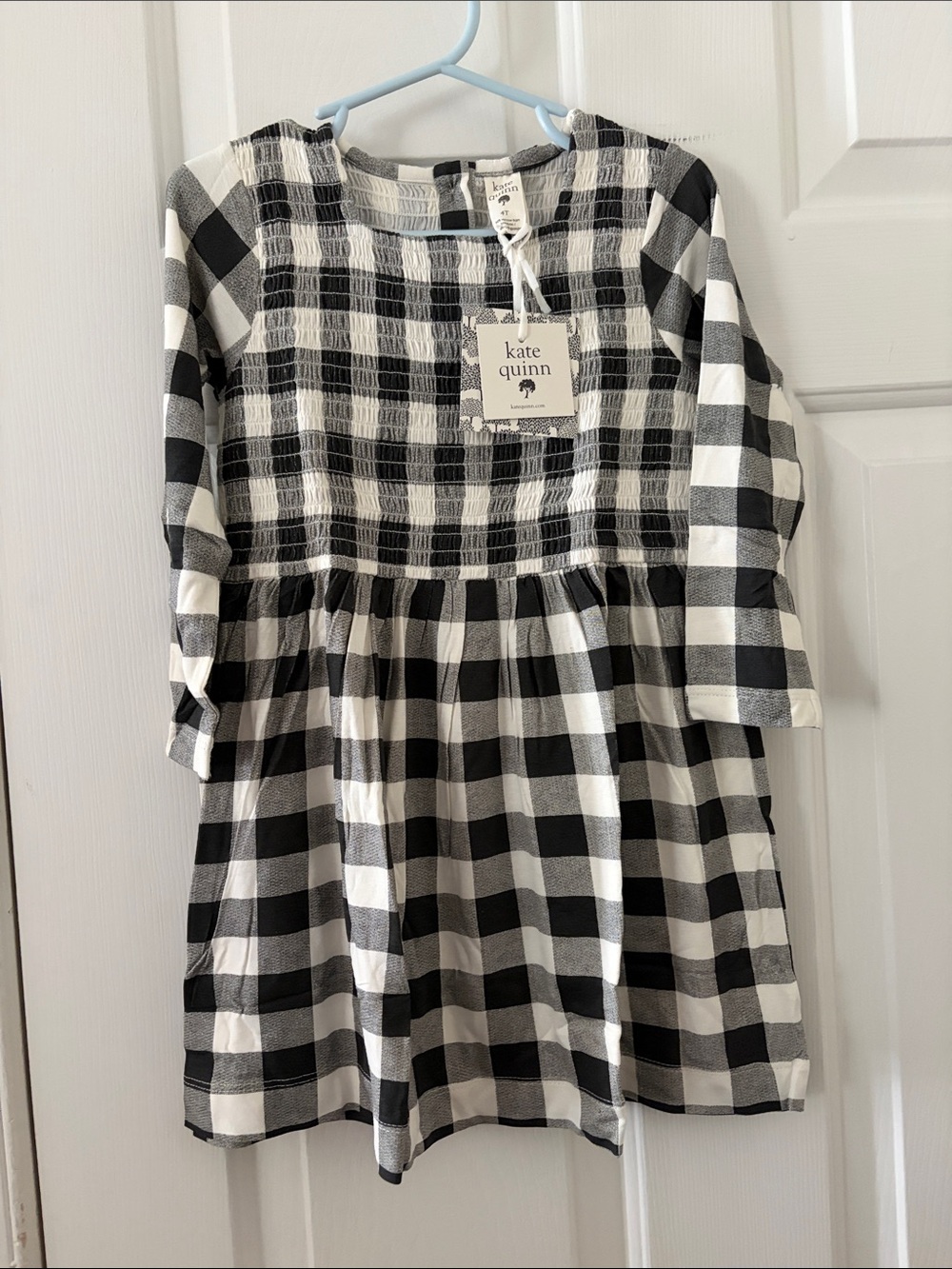 Kate Quinn dress
